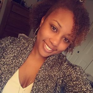 Meet your Posher, Khadijah